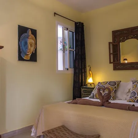 Apartment Exotic And Sunny Esmeralda